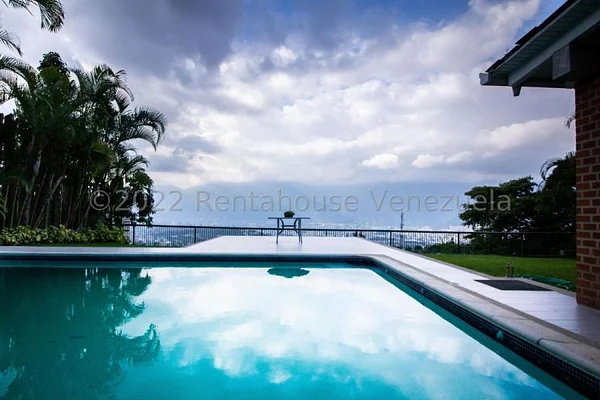 Gorgeous house for sale Alto Hatilo 24-14724