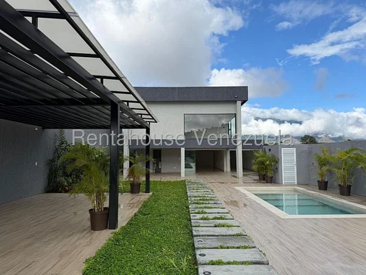 Spectacular house for sale Santa Paula