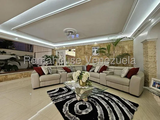 house for sale Cumbres de Curumo