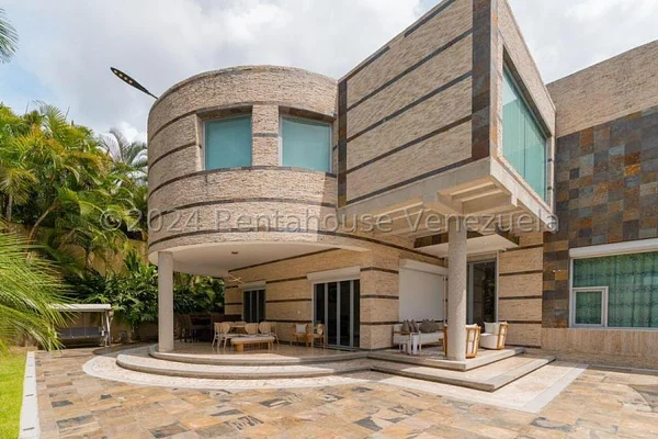 Magnificent house for sale La Lagunita Country Club