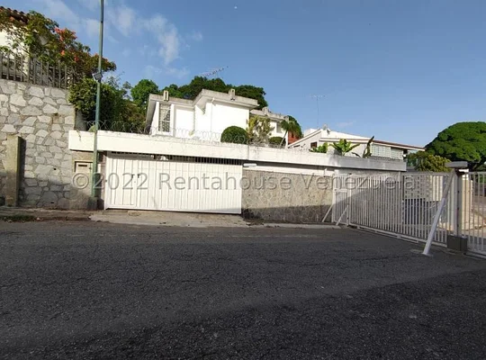 Wonderful house for sale Cumbres de Curumo