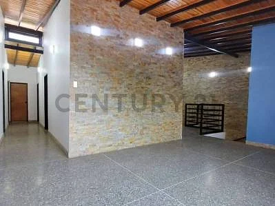 Gourmet kitchen with island