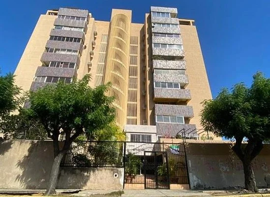 Town house for sale in Emerita building, Santa Maria sector. Maracaibo - Calle 68, Avenida 25 10, 4003 Maracaibo - Apartment for sale
