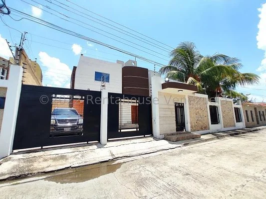 Sale of house in Santa Rita Aragua 25-14551