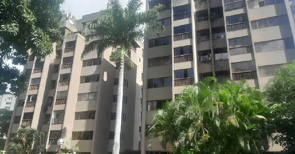 JCC- Pent House Santa Hedwig for Remodeling Sale - Segunda Avenida Residencia Coquivacoa, 1071 CCS - 3 beds apartment for sale