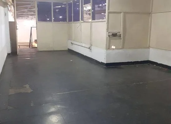 Warehouse for sale in La Candelaria Sector - La Candelaria Venta de Galpón en Secto, 2001 Valencia - Commercial premises for sale