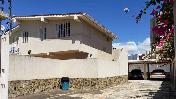 house, for sale, In residential development Sabanamar, Porlamar, Nueva Esparta, Isla de Margarita, 896.62 m², 6 bedrooms and 4 bathrooms - Inmuebles Margarita - 2 MIL - Image 10