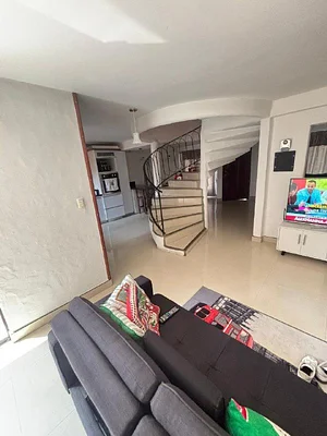 house with two levels in Pedregosa Alta Cero details