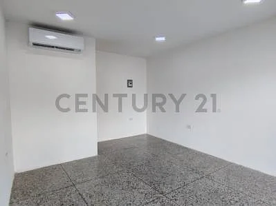 Rental of commercial space in Sector Sierra Maestra, San Francisco, Sierra Maestra, Zulia - Image 19