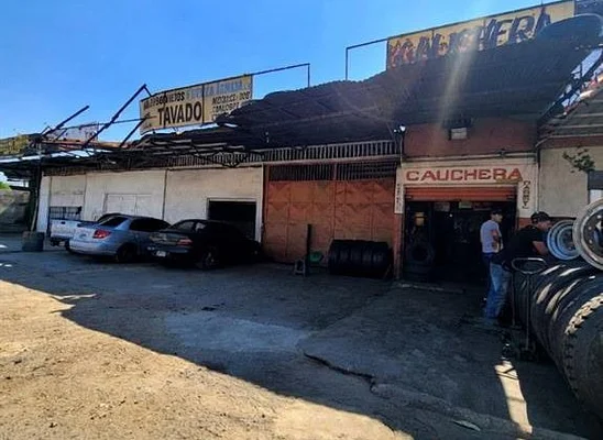For sale Shed with Land, fast flow by road artery - Avenida fuerzas armadas, frente Centro empresarial Galpon con Terreno, 6001 Barcelona - Commercial premises for sale