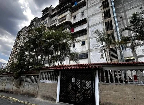 RD. - Sale Apartment Caricuao UD 3 - Avenida La Haciendita EdIficio 1 bloque 5 UD3, 1000 CCS - 3 beds apartment for sale