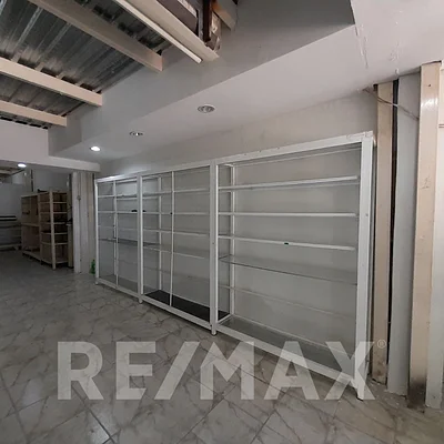 Store, for rent, In Porlamar, Calle Mariño, Nueva Esparta, Isla de Margarita, 260 mt2, 1 bathroom - Inmuebles Margarita - 2 MIL - Image 9