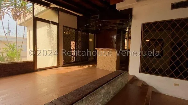 house for sale URB. CANTACLARO MARACAIBO
