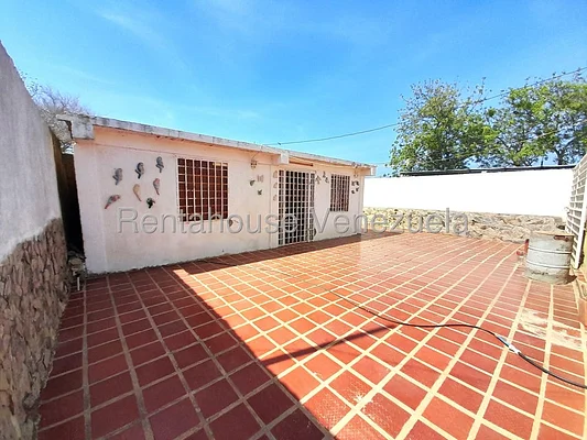 house (1 Level) for sale in Intercomunal Coro La Vela, Falcón