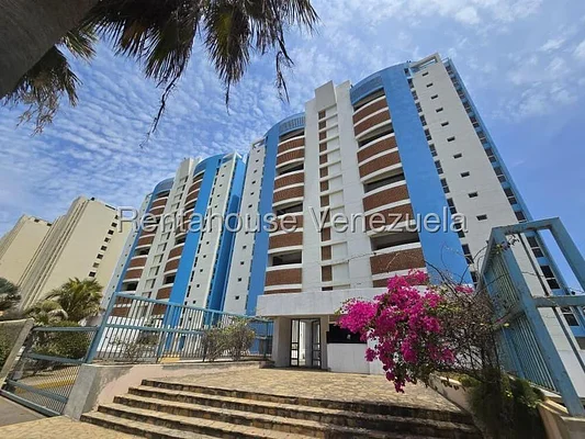apartment (1 Level) for sale in Playa Grande, Vargas