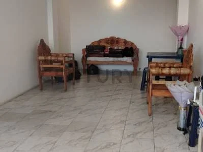 Dining space with table and chairs