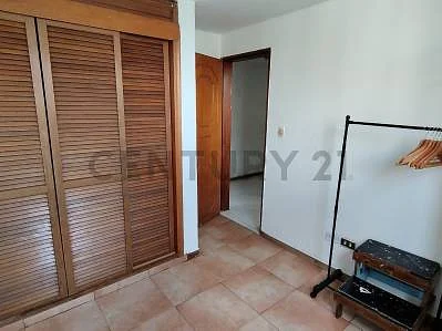 Kitchen dining area setup