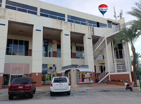 Store, for rent, In Centro Comercial La Redoma, Los Robles, Nueva Esparta, Isla de Margarita, 673 mt2, 8 bathrooms and 2 parking spaces - Inmuebles Margarita - 2 MIL - Image 3