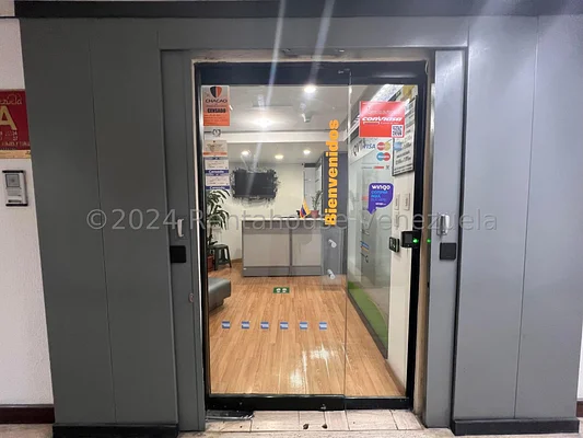 Commercial (office) for sale in La Castellana, Distrito Metropolitano - Image 2