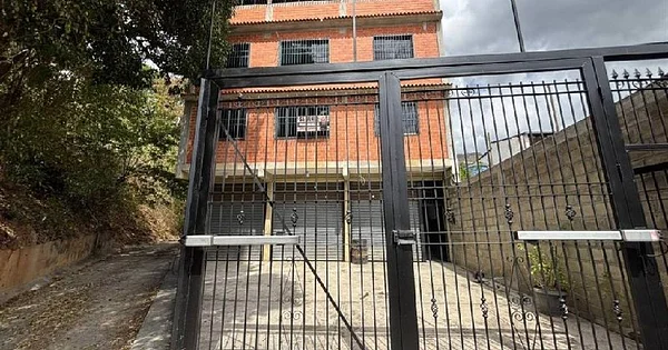 MULTIFAMILY PROPERTY FOR SALE - LOS NARANJOS, GUARENAS - Los Naranjos Multifamiliar Los Naranjo, 1220 Guarenas - 9 beds house for sale