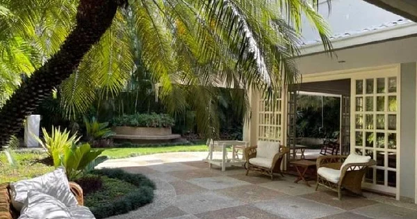 Spectacular house in Altamira with large gardens - 7ma transversal con Avenida Carlos Eduardo Frias Maria Pierteti, 1060 CCS - 6 beds house for sale