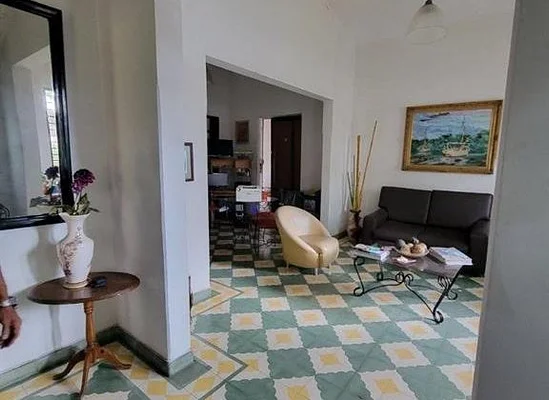 INVESTOR I sell 3 houses to remodel in Av Bolivar Norte - Urbanizacion San Jose Venta de Casa Comercial e, 2001 Valencia - 3 beds commercial premises for sale