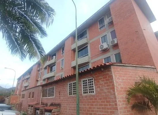 Apartment for sale located in Valle Arriba - Guatire - Las Rosas Los Girasoles, 1221 Guatire - 2 beds apartment for sale
