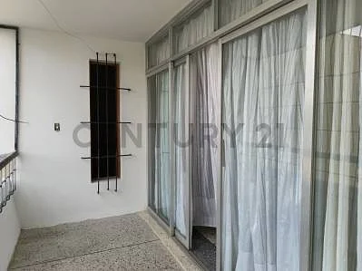 Dining area adjacent to kitchen