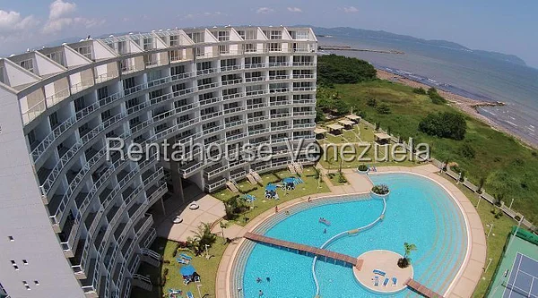 apartment (1 Level) for sale in Agua Sal, Miranda