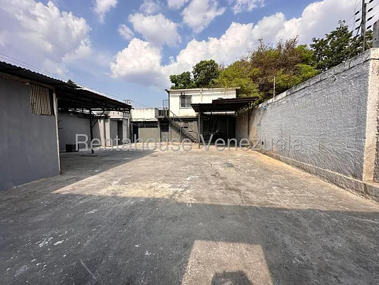 Commercial (Warehouse - Storage) for rent in Parroquia Concepcion, Lara