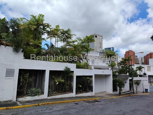 Annex (1 Level) for rent in Prados del Este, Distrito Metropolitano