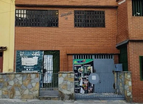 Opportunity house for commercial project in Los Caobos - Los Caobos Colon 6, 1050 CCS - 4 beds house for sale