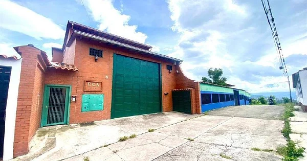 Building for sale in La Laja - La Laja, Calle 2 20, 5001 Táchira - House for sale