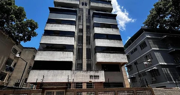 R.d. Sale of apartment in Urb. Santa Monica. Caracas - Urb. Santa Monica. Calle Damaso Villalba Edif. Villa Monica, 1070 CCS - 3 beds apartment for sale