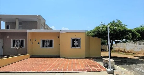 House for sale in the Villa Santa Ana Residential Complex (El Peru Sector) - Avenida 6 Con Calle 19 Sector El Peru Casa en Villa Santa Ana., 4005 Maracaibo - 3 beds house for sale