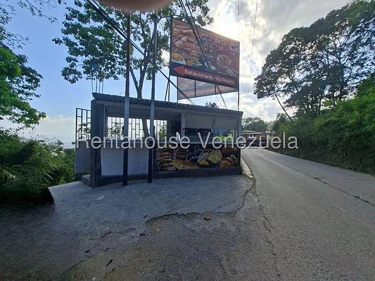 Businesses and Companies (Food and Beverages) for sale on Avenida Principal Cecilio Acosta, Miranda