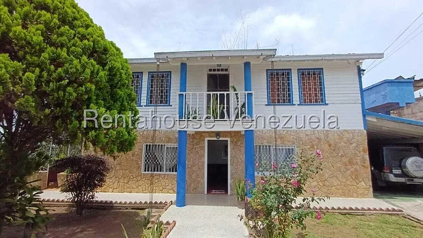 house (Duplex) for sale in Macarena Sur, Miranda