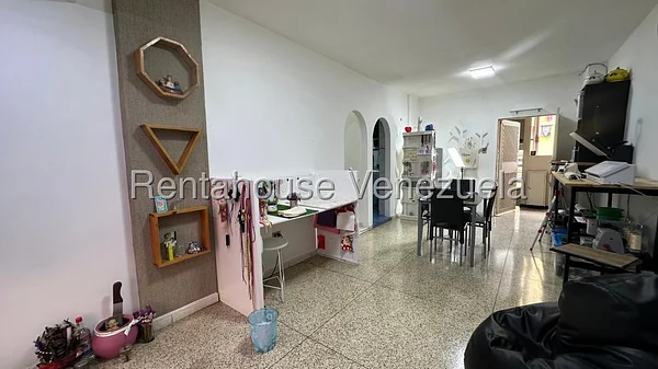 apartment (1 Level) for sale in Montalban I, Distrito Metropolitano