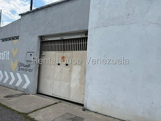 Commercial (commercial space) for sale in La Mata, Lara