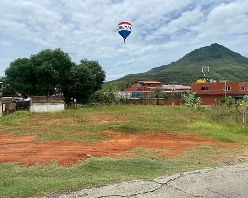 land, for sale, In Plaza Paraguachi, Avenida 31 de Julio, Nueva Esparta, Isla de Margarita, 881,367 MT2 - Inmuebles Margarita - 2 MIL