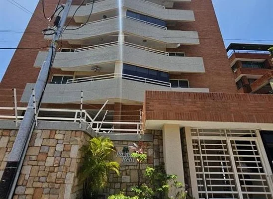 Penthouse for sale in the residential complex Palma Real Lecheria - AVENIDA BOLIVAR CONJUNTO RESIDENCIAL PALM, 6016 Lecheria - 3 beds apartment for sale