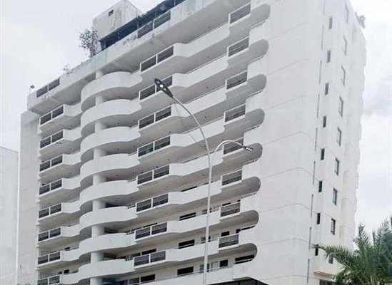 Investment Hotel in Margarita - Avenida Santiago Mariño, sector Guaraguao Margabella Suites, 6301 Porlamar - 90 beds commercial premises for sale