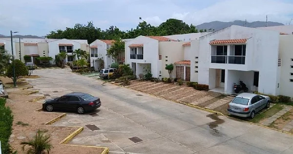 Apartment for sale in Pampatar in Villavel Condominium - AVENIDA , 6316 Maneiro Municipality - 3 beds apartment for sale