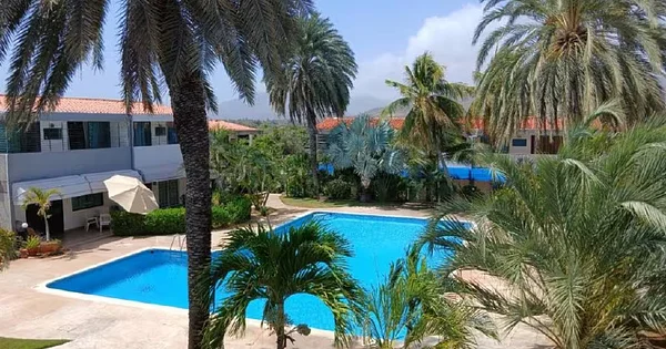 Modern European Style Townhouse in La Mira near Playa El Agua (Opportunity) - TOWN HOUSE EN LA MIRA PLAYA EL AGUA, 6301 Paraguachí - 2 beds apartment for sale