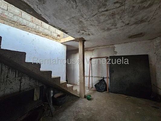 house (Duplex) for sale in Las Delicias, Falcón