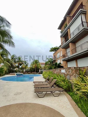 Sale of house in Lecherías, Diego Bautista Urbaneja, Lechería, Anzoategui