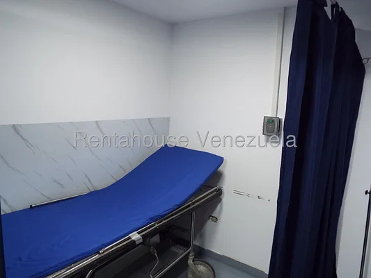 Businesses and Companies (Medicine and Health) for sale in La Carlota, Distrito Metropolitano - Image 19