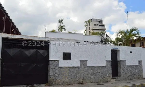 apartment (1 Level) for rent in Los Rosales, Distrito Metropolitano