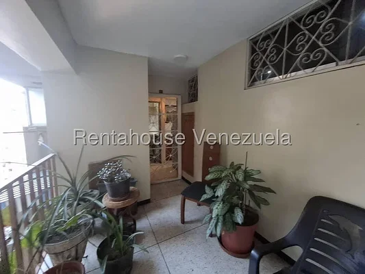 apartment (1 Level) for sale in San Juan, Distrito Metropolitano - Image 5