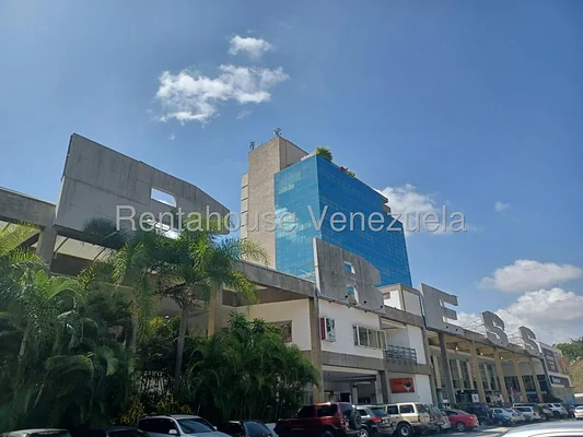 Commercial (commercial space) for rent in Macaracuay, Distrito Metropolitano - Image 2